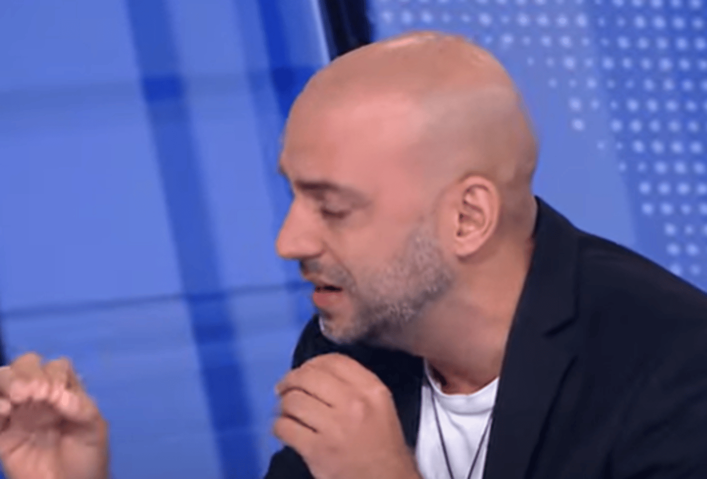עידן רייכל התפרק בשידור וביקש לצאת מהאולפן. צפו