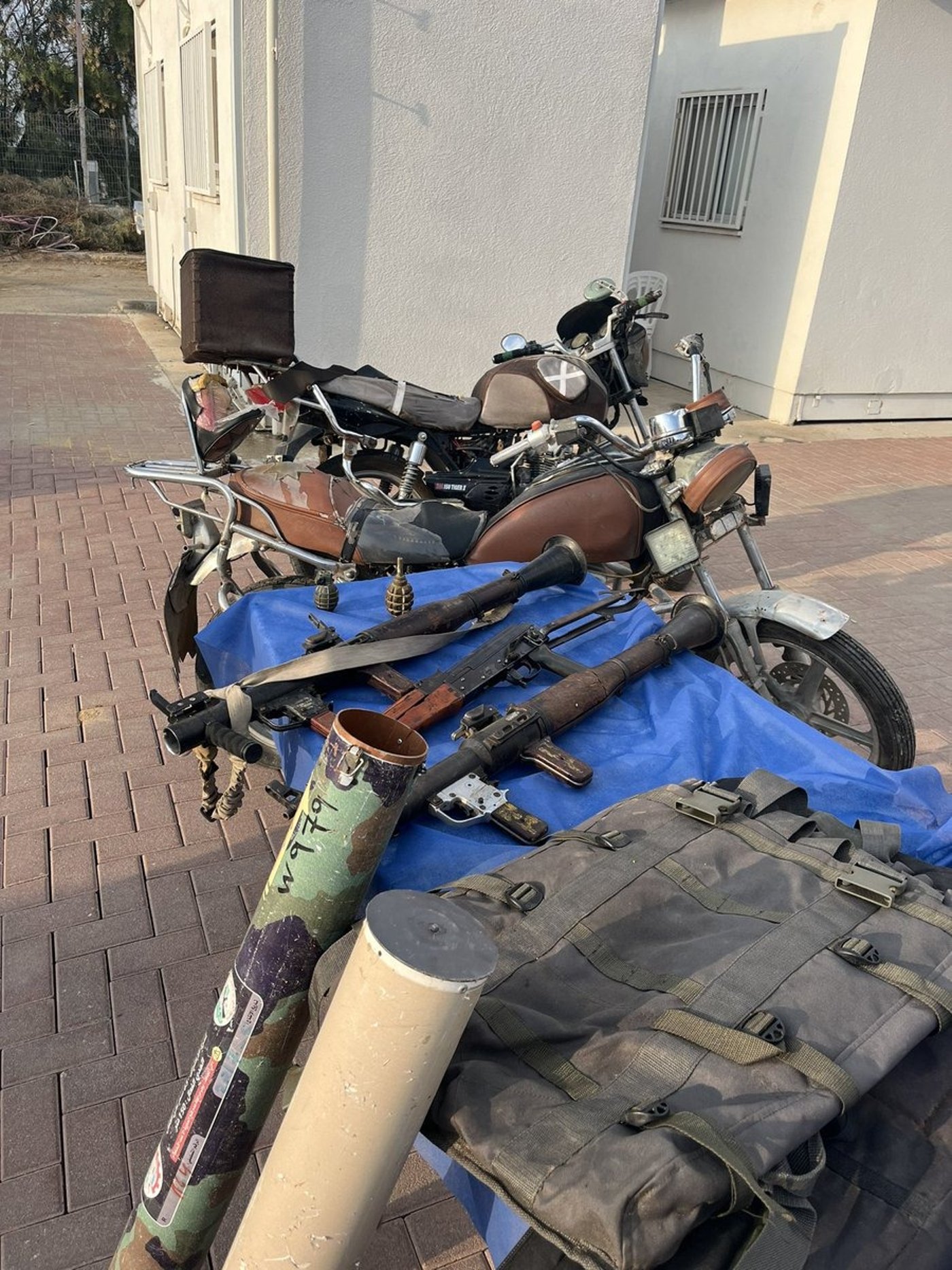 המשטרה הודיעה: נגנבו אופנועים וטנדרים של חמאס