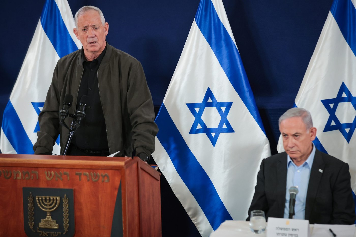 גנץ נגד נתניהו: "לפגוע בצה״ל ממניעים פוליטיים"