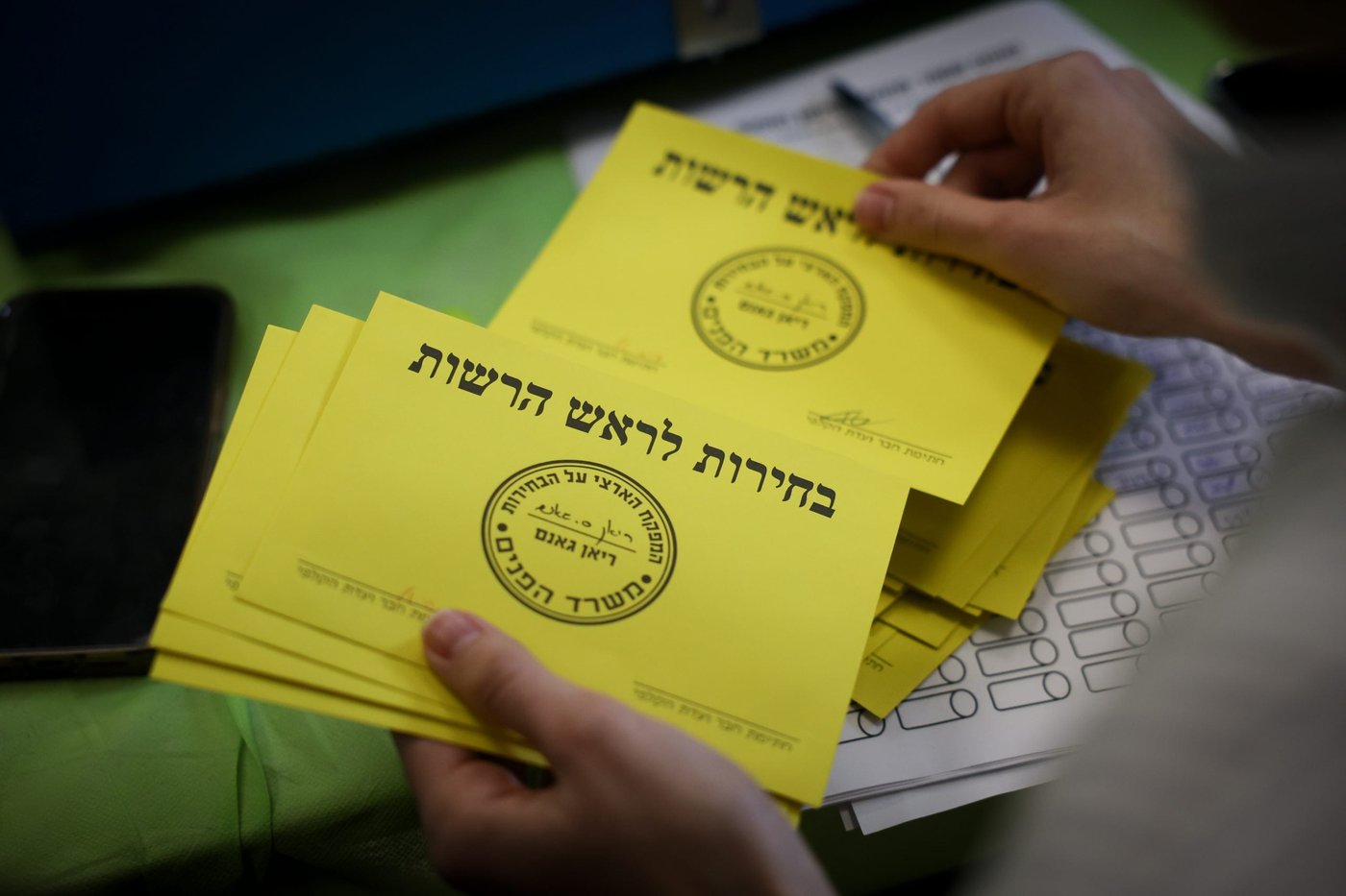 מהפכים דרמטיים ושמות חדשים: מי ניצח ביו"ש?