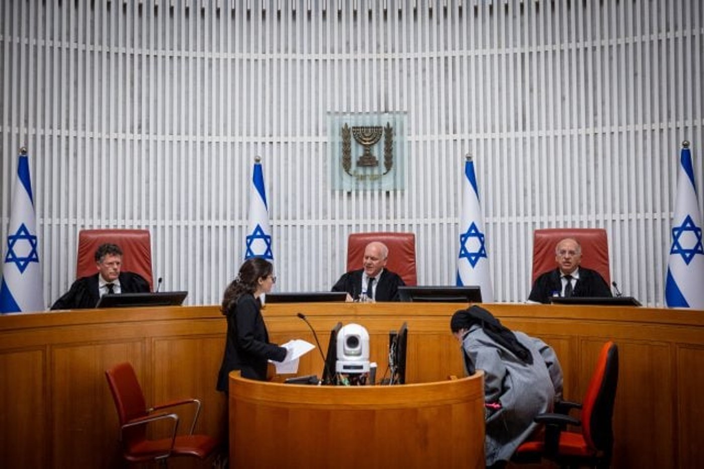 הרכב בג"ץ על חוק הגיוס