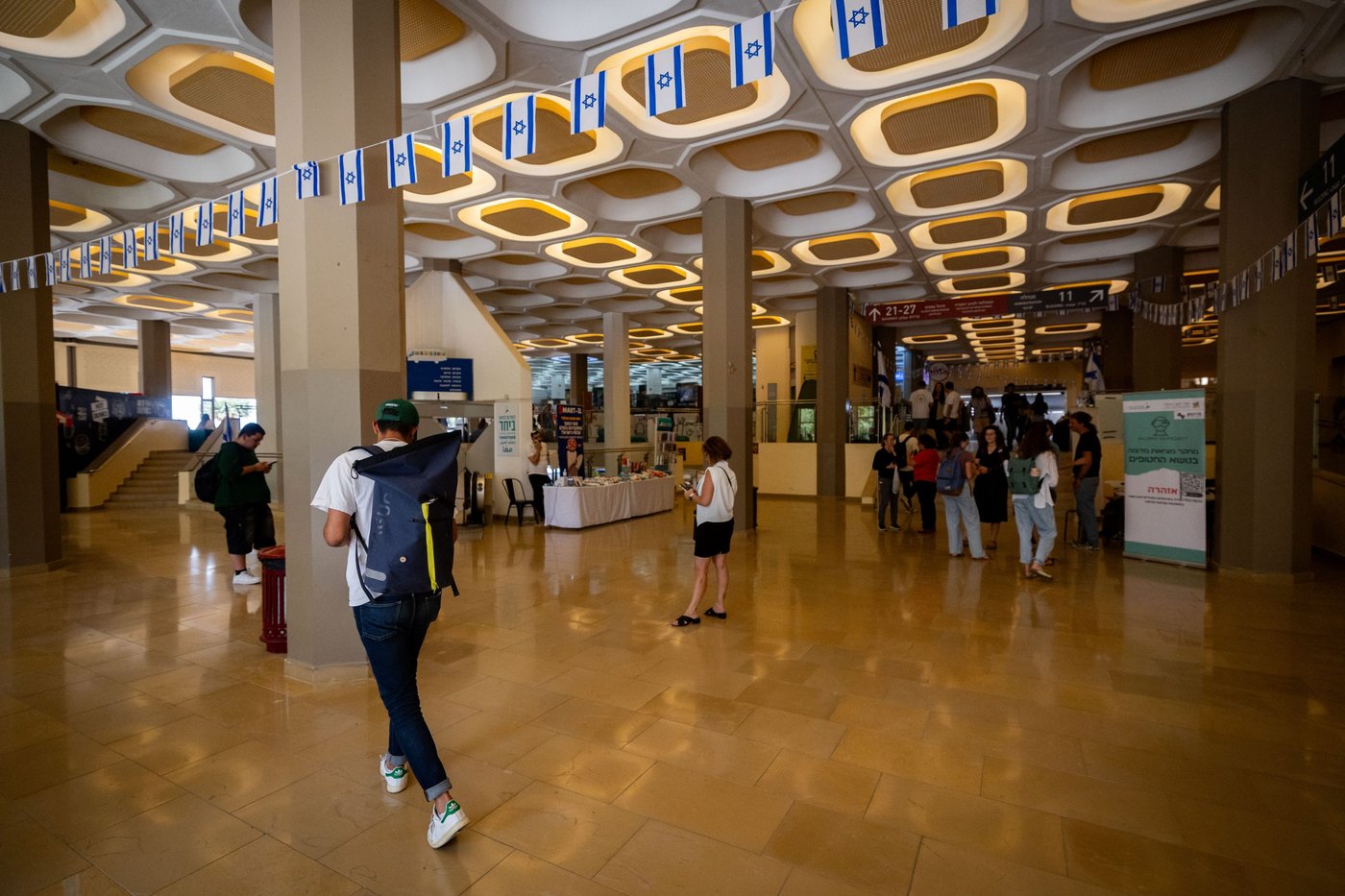 אושר בוועדת השרים: מסלולים נפרדים לנשים וגברים גם בתארים מתקדמים