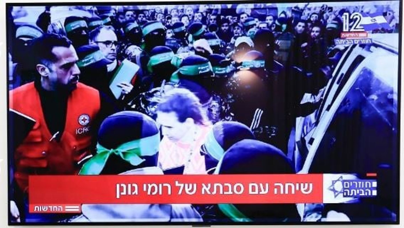 רייטינג חזרת החטופות: ערוץ 12 בנתון שיא; כאן 11 דישדש