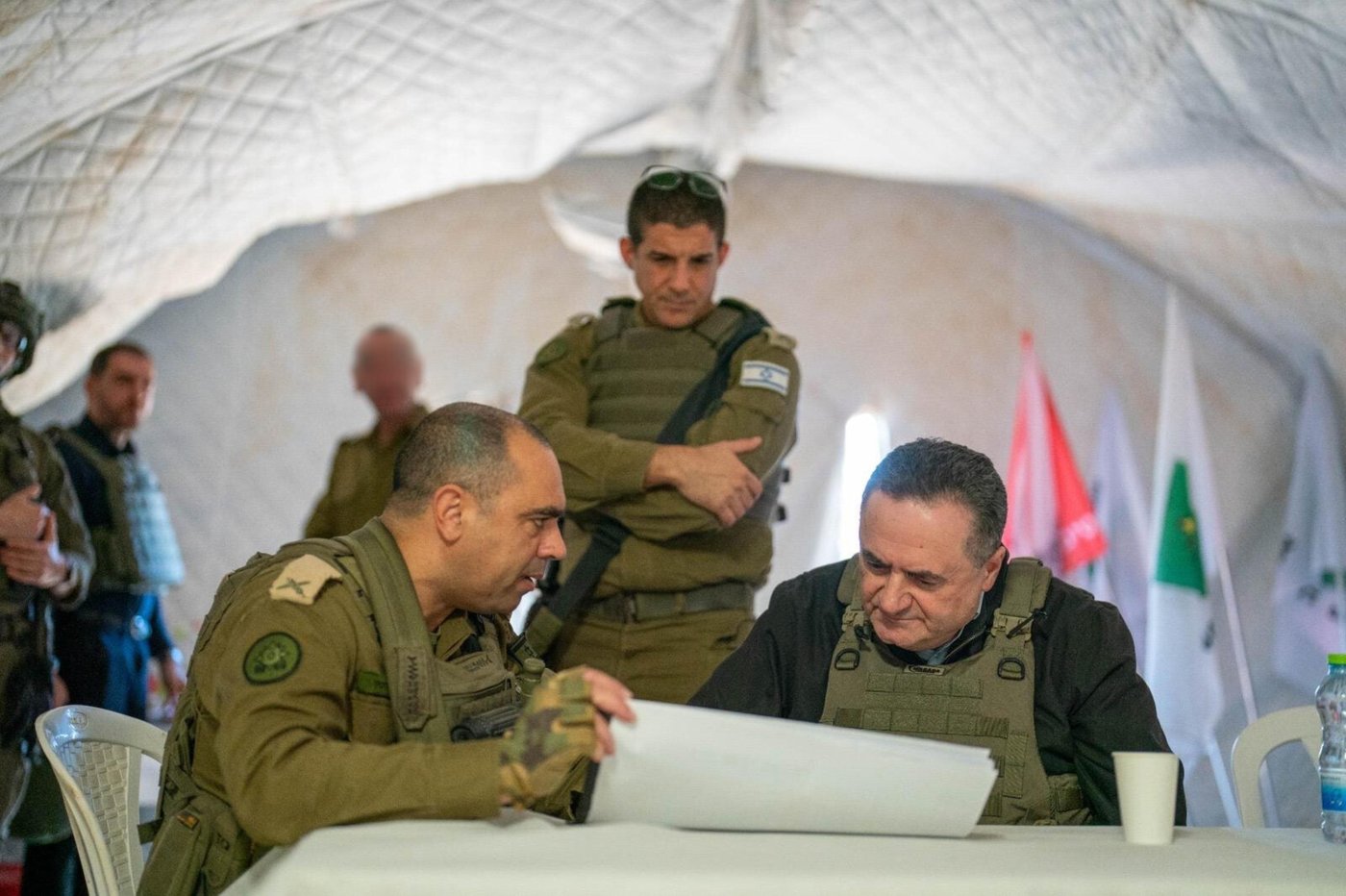 כ"ץ בלבנון: "או שלא יהיו כטב"מים, או שלא יהיה חיזבאללה"