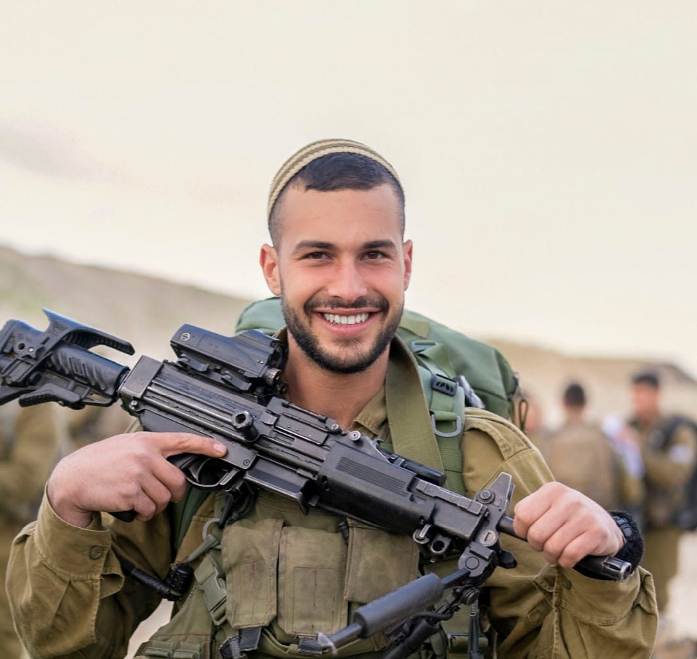 "יש לך ילדים, אני נכנס ראשון": שיר תפילה לזכרו של סמ"ר יעקב הלל ז"ל | ראיון