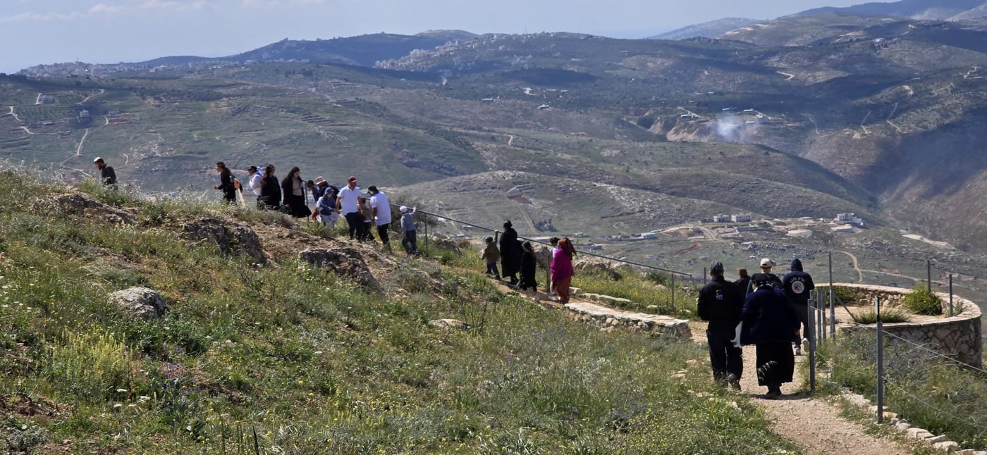עשרות אלפים טיילו באתרי התיירות, החקלאות והמורשת בשומרון בחול המועד פסח