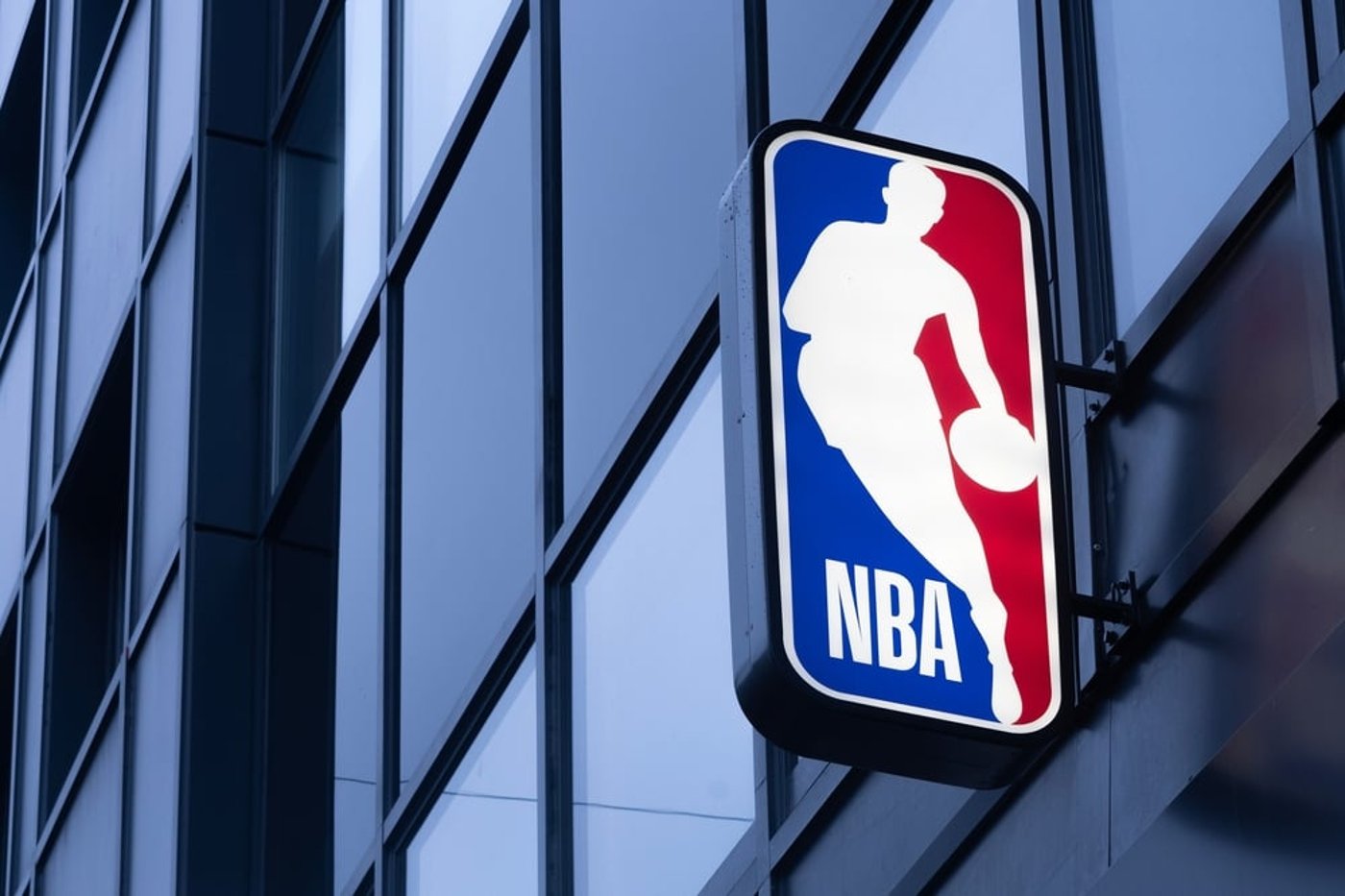 הכוכבים של פלייאוף ה-NBA: שחקן אחד משנה את הכללים