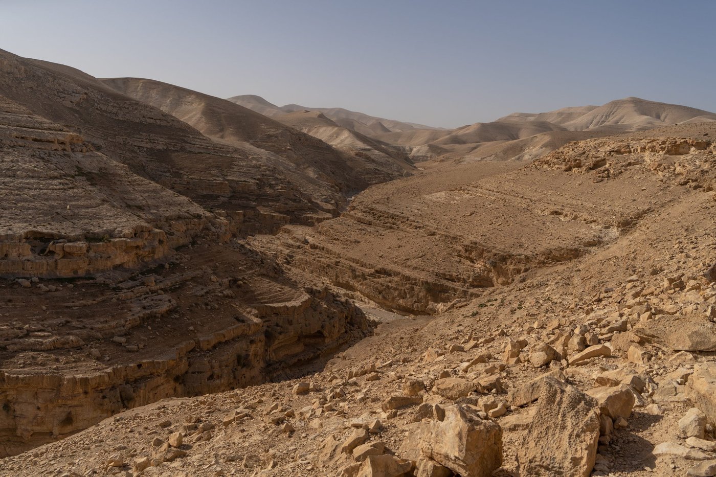 שני צעירים אותרו אחרי שאיבדו את דרכם בנחל אוג