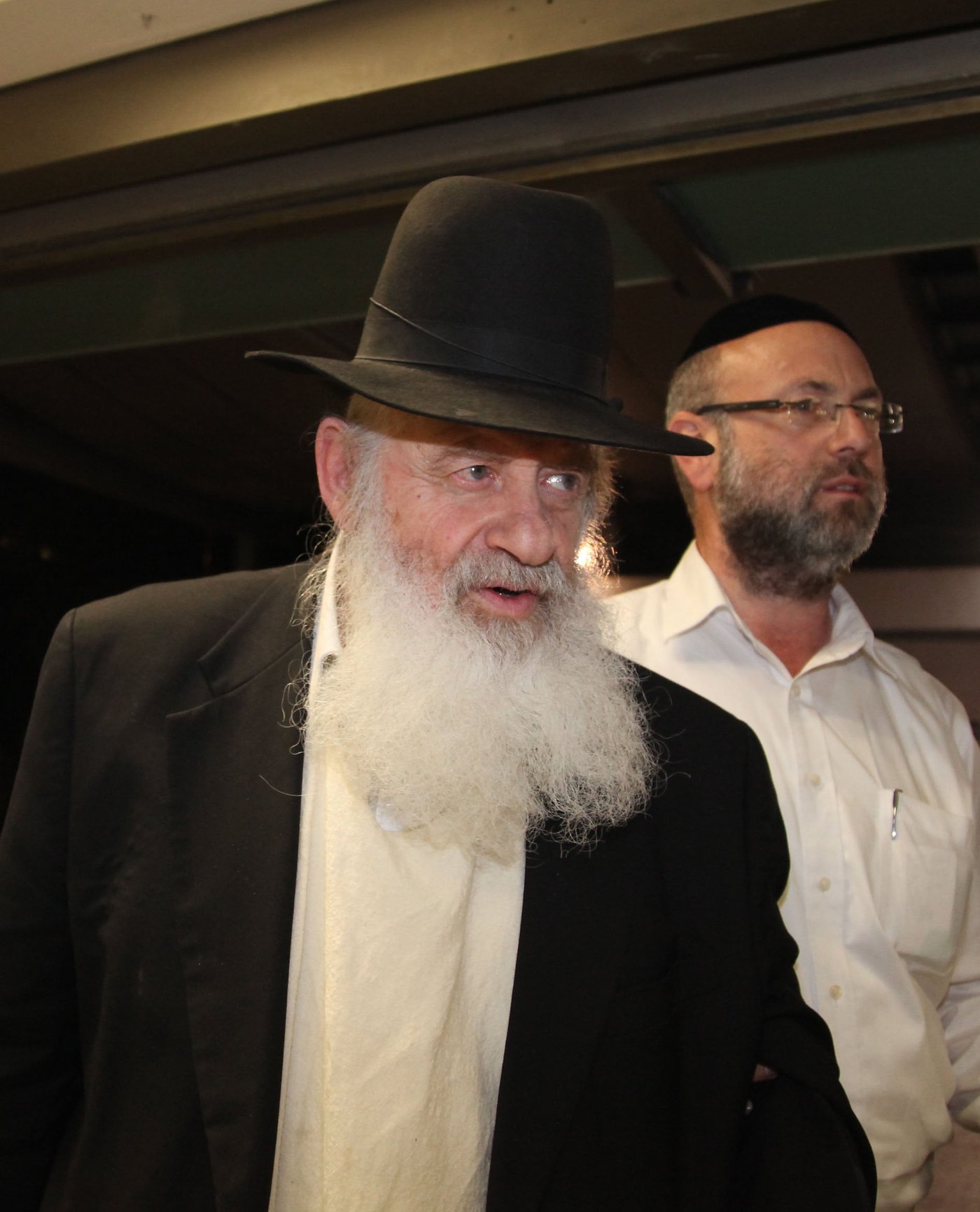 אורי זוהר