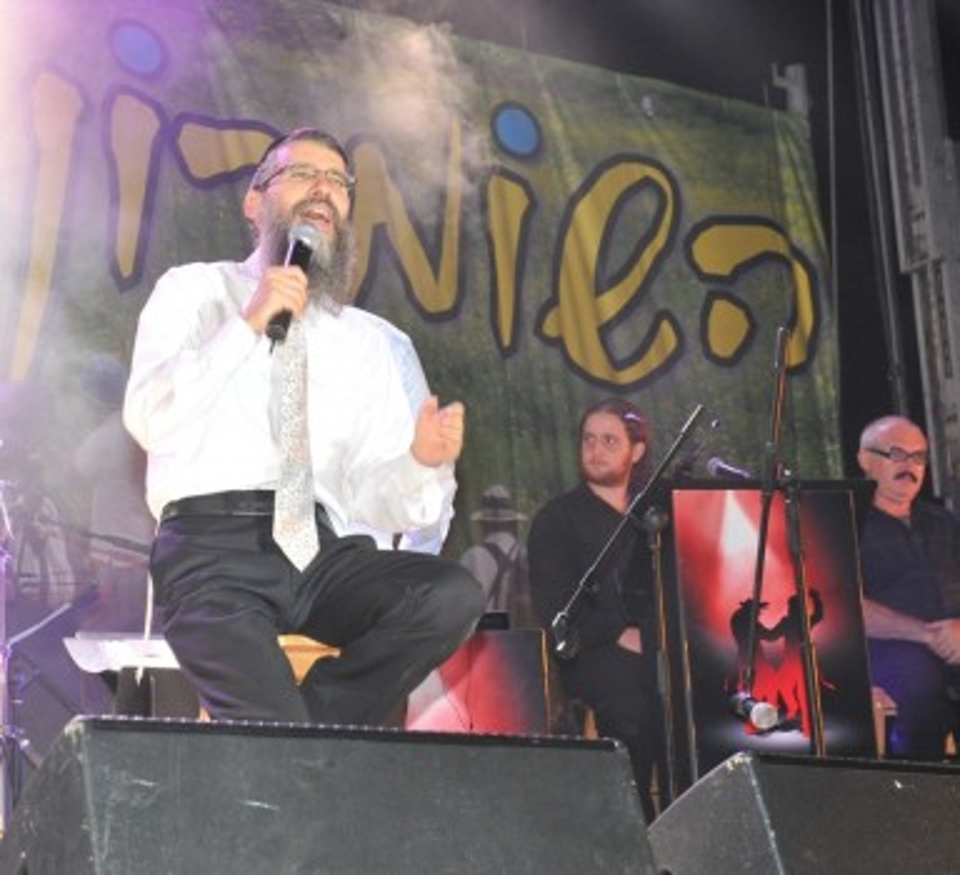 אברהם פריד בהופעה ראשונה בשומרון: אתם כמו משפחה
