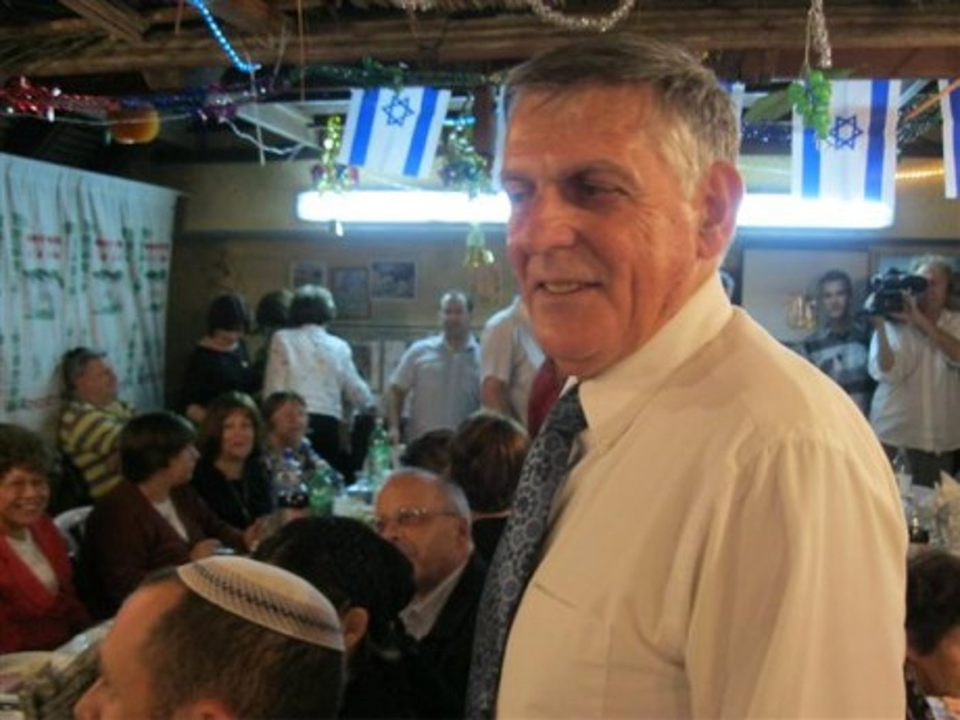 אושפיזין בסוכת שר המדע: זוכה פרס נובל לכימיה