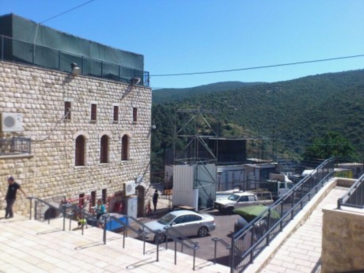 גלריה: במירון מתכוננים לל"ג בעומר