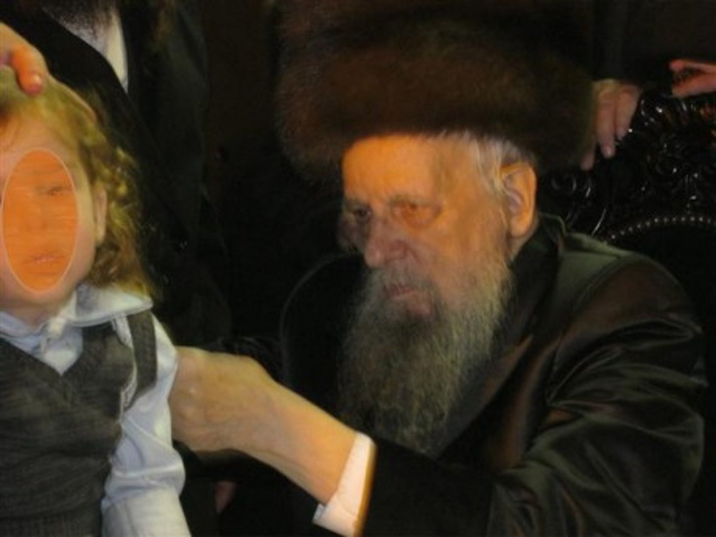 השר הרשקוביץ בחגיגת ל"ג בעומר של חסידות ויז'ניץ
