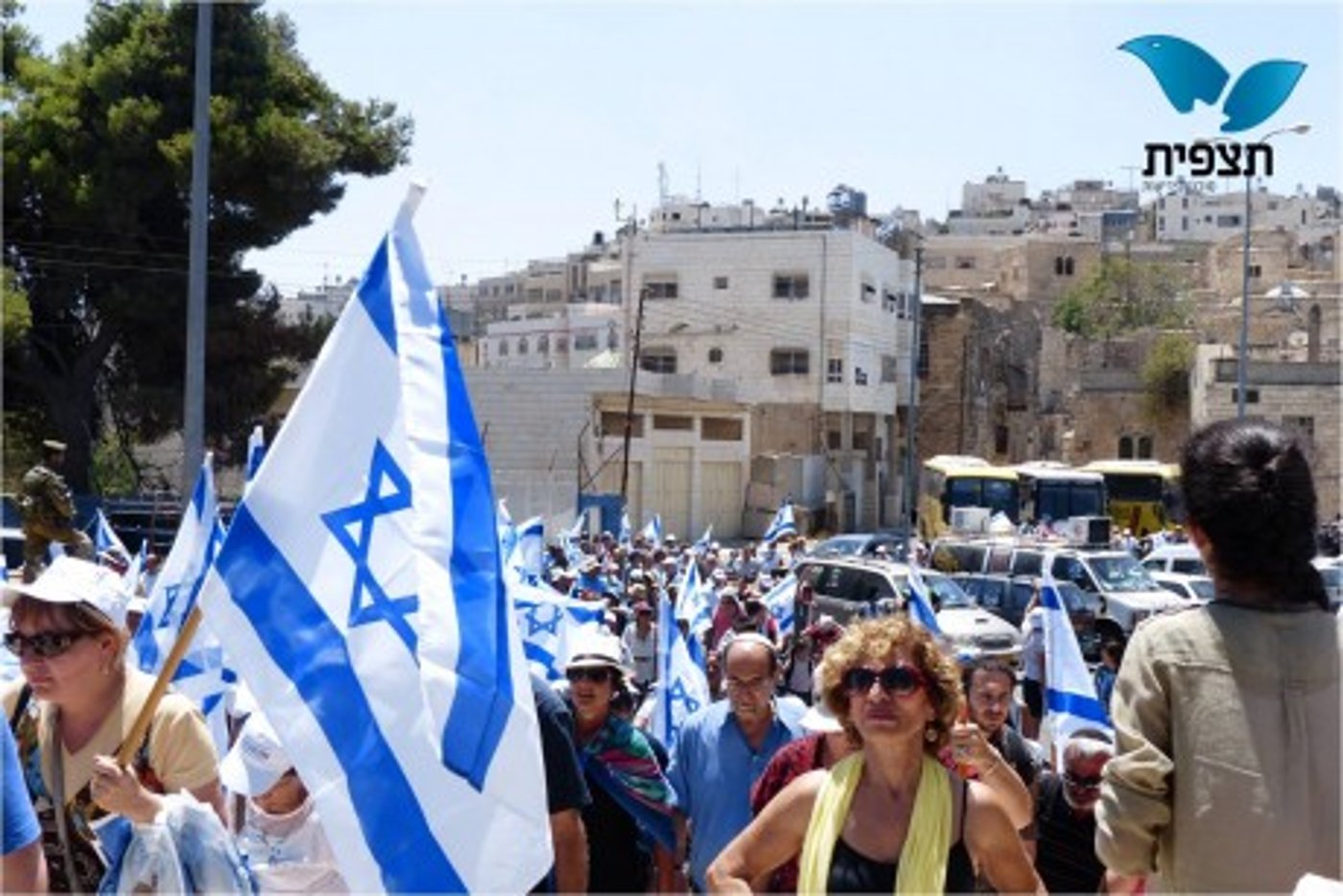 ערב ראש חודש אלול: אלפי אנשים עלו למערת המכפלה