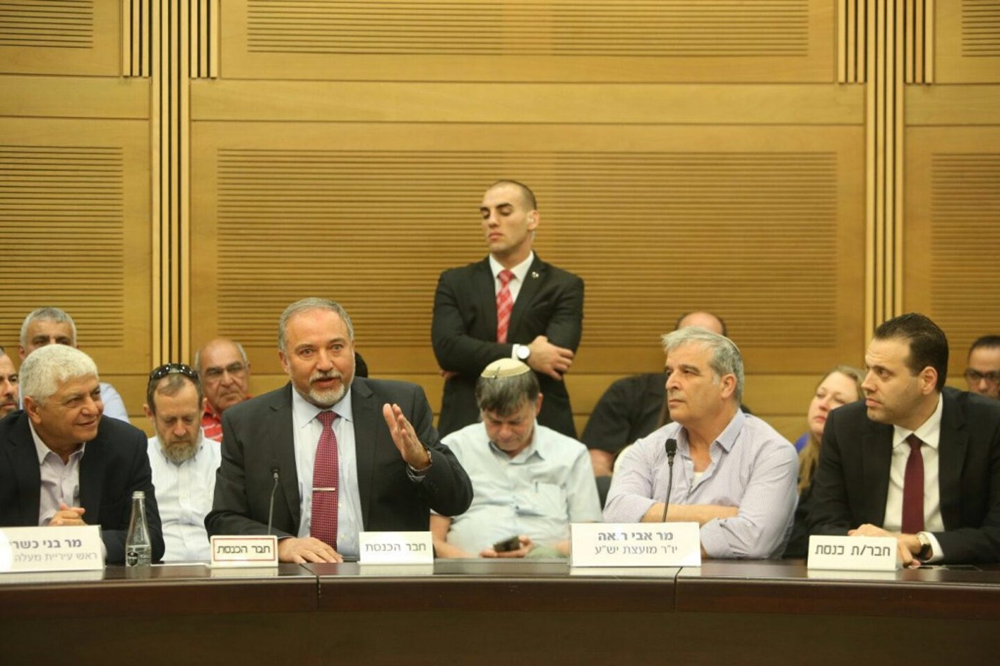 מרים צחי (1)