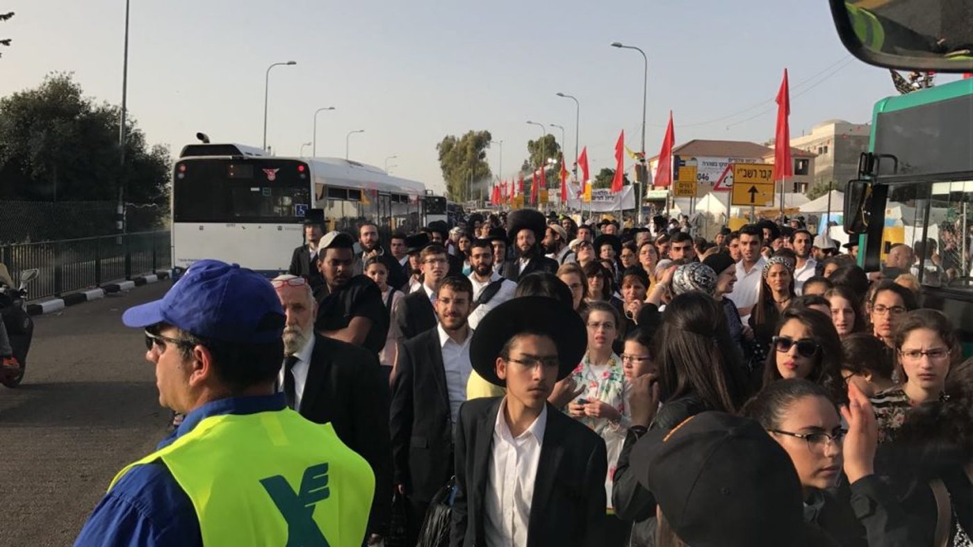 אוטובוסים לא הגיעו: עשרות אלפים תקועים במירון