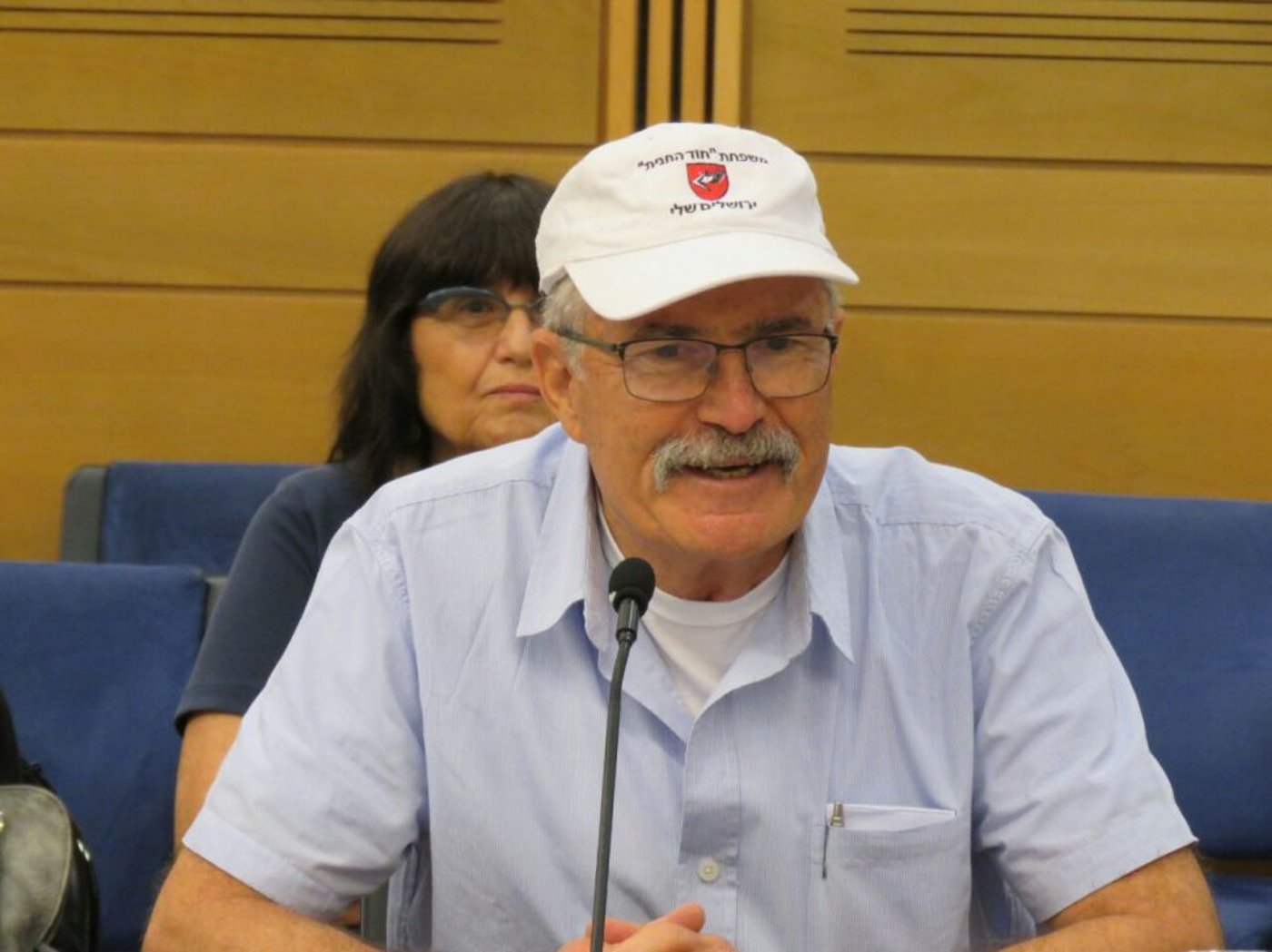 יקי חץ שלחם בגבעת התחמושת (לשכת ח"כ יוגב)