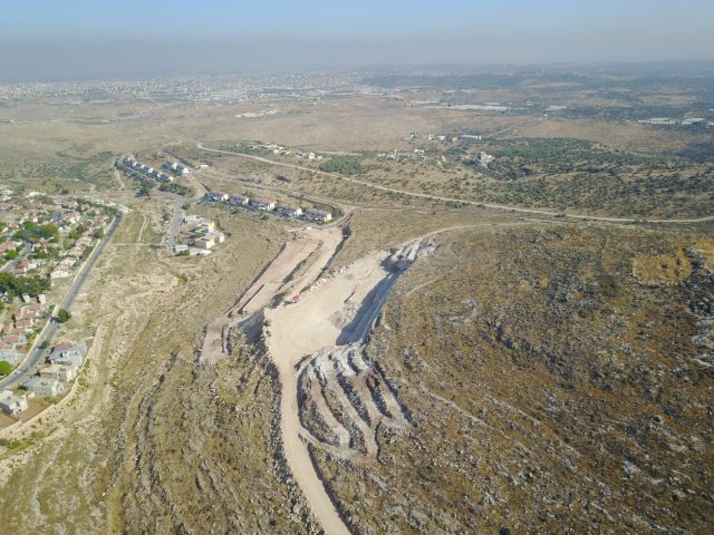 עם ההצלחה של לשם אי אפשר להתווכח – הבנייה בקדם