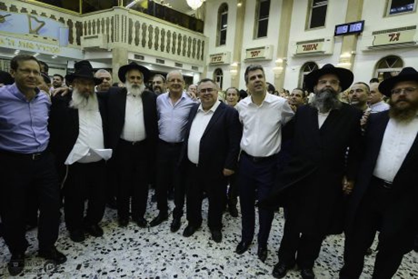 גלריית ענק: הקפות שניות בכפר חב"ד