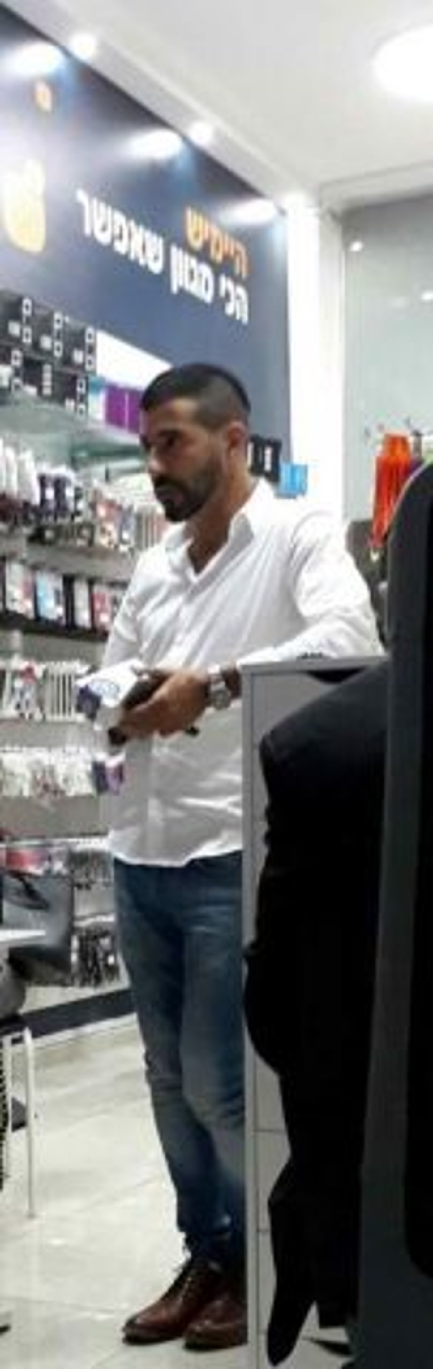 לא רק שרון גל: ההחלטה המפתיעה של עודד מנשה