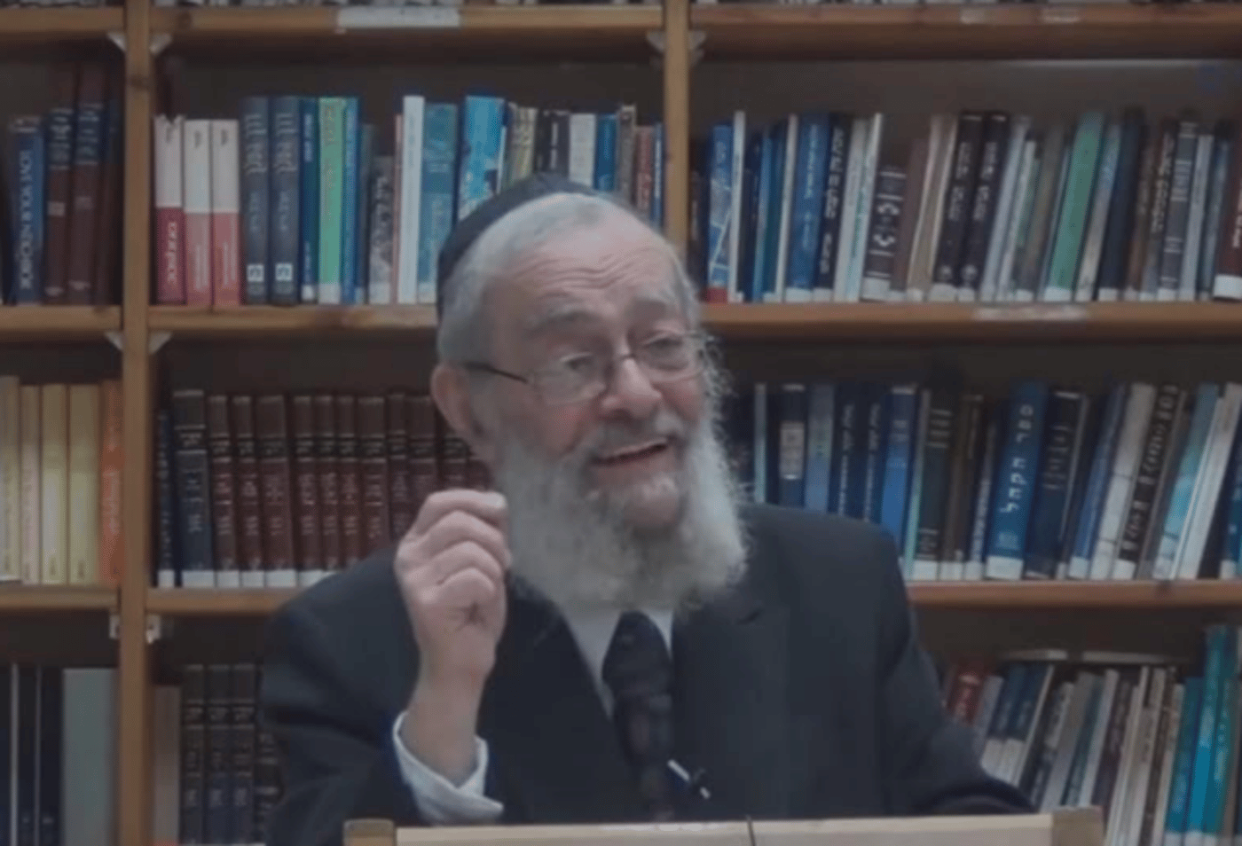 הרב משה צוריאל (צילום מסך מתוך יוטיוב)