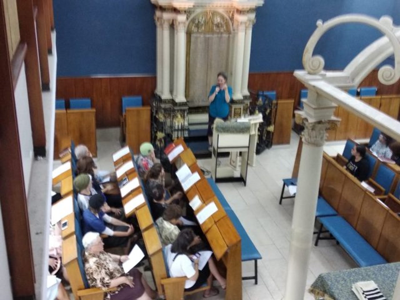 איך אומרים 'פשט הפסוק' בצרפתית ובספרדית?
