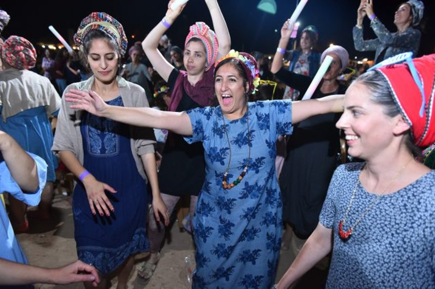 מירי מסיקה לנשים הסרוגות: "מרגישה מחוברת אליכן"