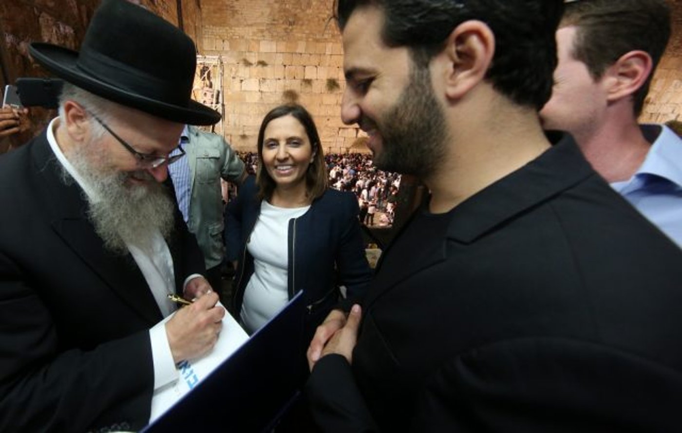 גלריית ענק: עשרות אלפים באירוע הסליחות בכותל