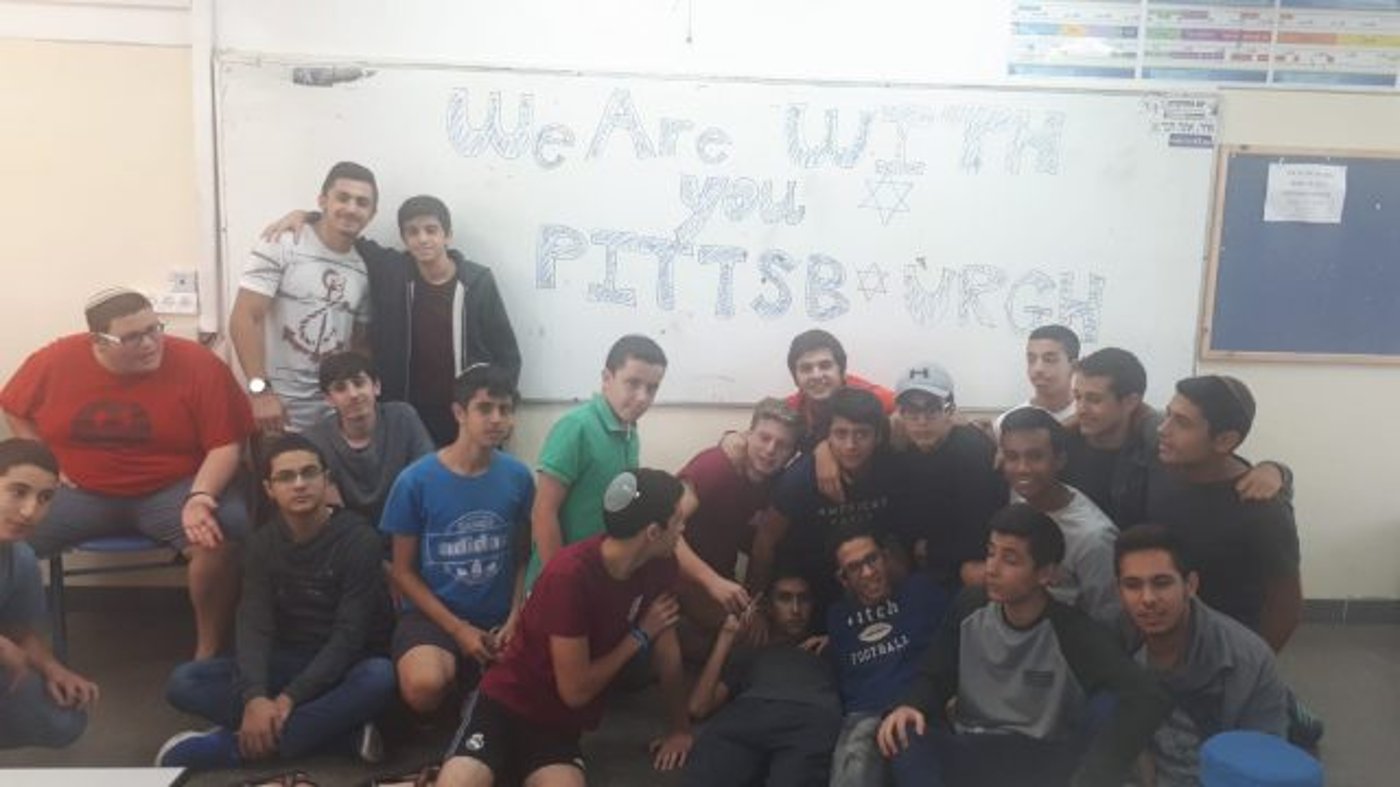 לזכר המסע: תלמידי החמ"ד מציינים את יום הרב קוק