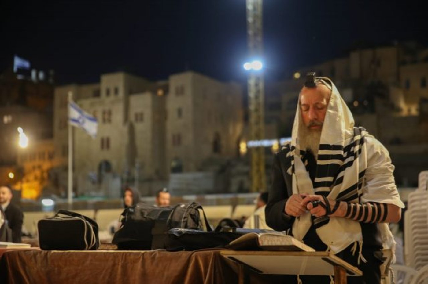 מצביעים ומתפללים: סיכום מחצית יום הבחירות • גלריה