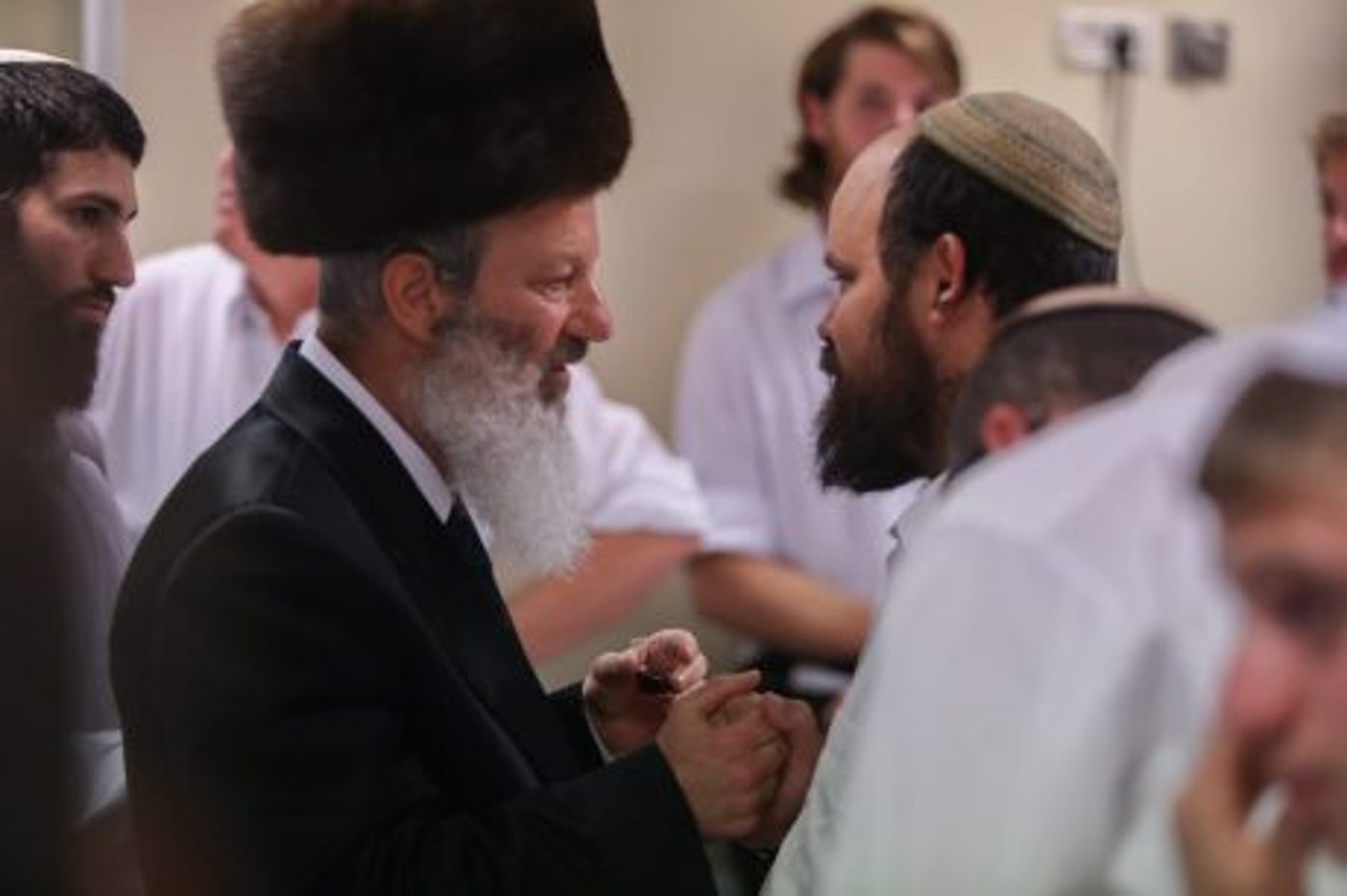 מרהיב: תיעוד מהטיש של האדמ"ור הציוני