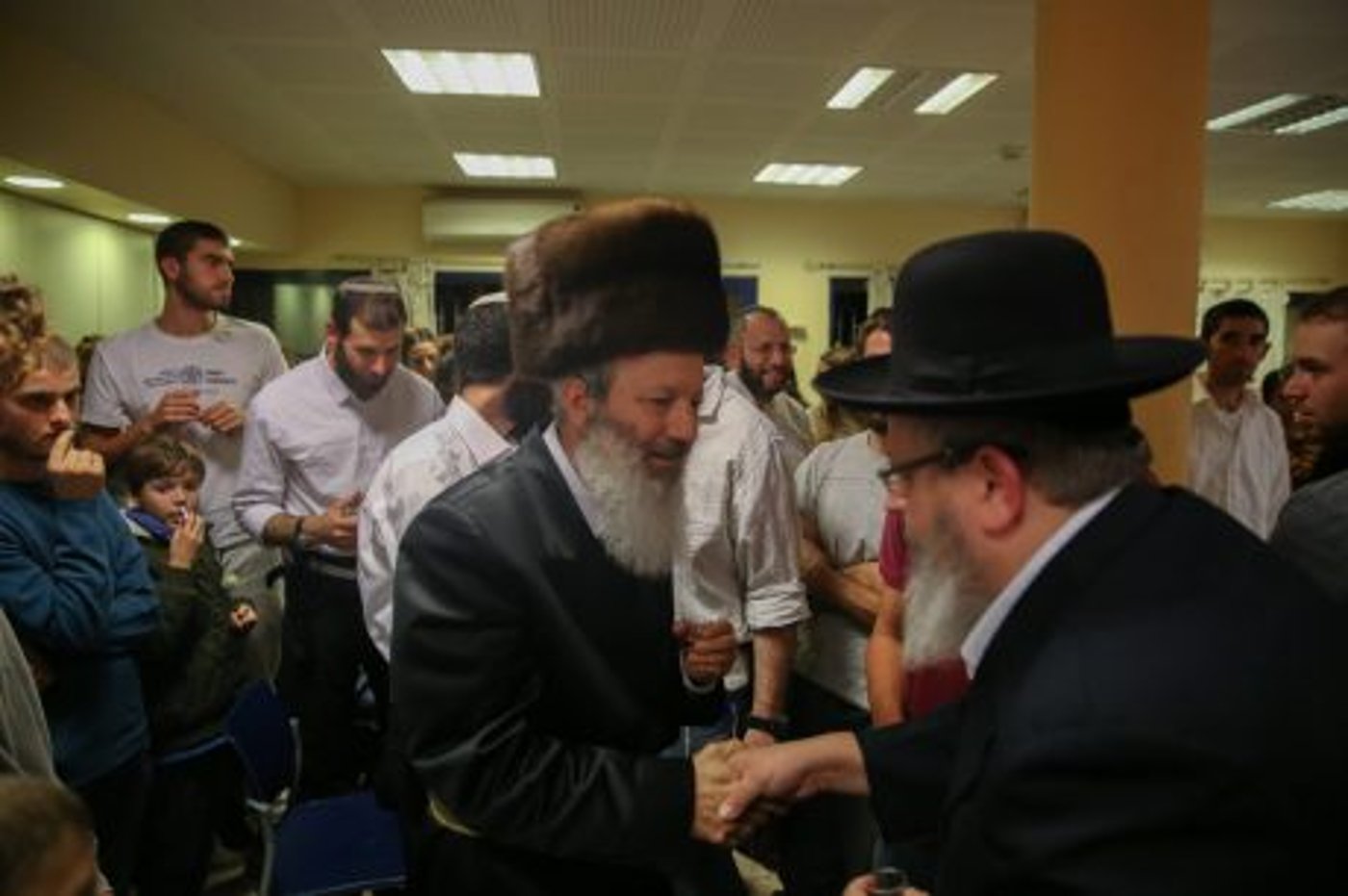 מרהיב: תיעוד מהטיש של האדמ"ור הציוני
