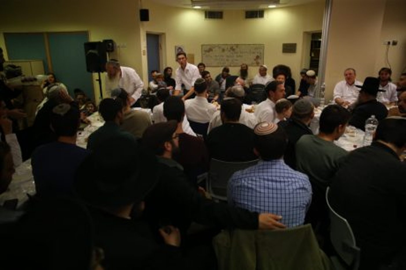 מרהיב: תיעוד מהטיש של האדמ"ור הציוני
