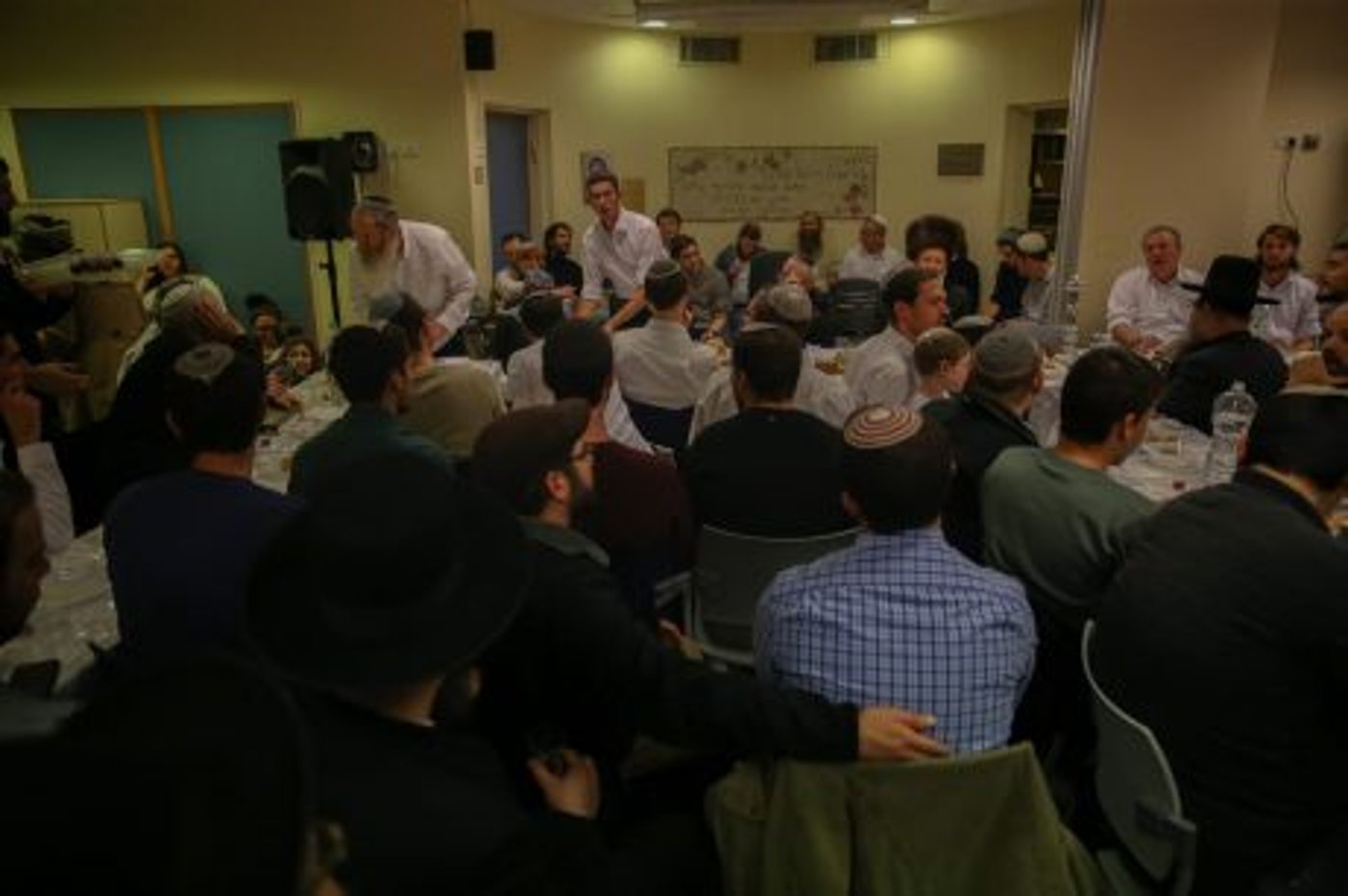 מרהיב: תיעוד מהטיש של האדמ"ור הציוני
