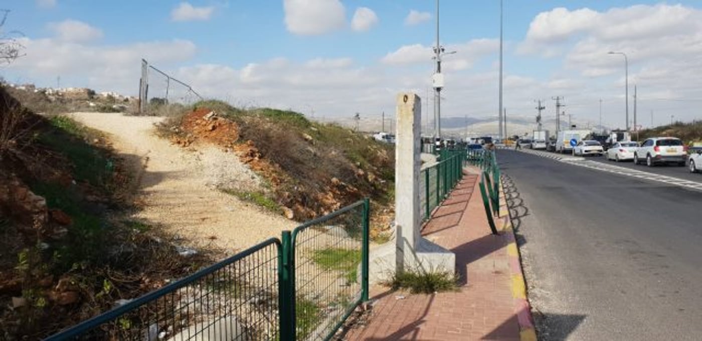 זירת האירוע בצומת תפוח (דוברות המשטרה)