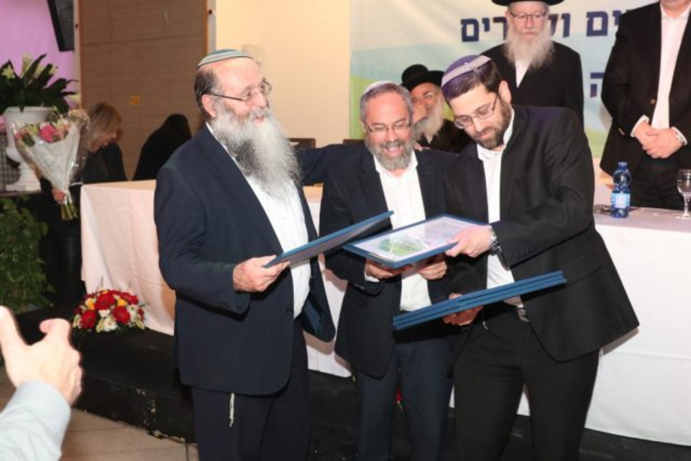 פרס משרד הבריאות הוענק למכון פוע"ה על ספרי פוע"ה