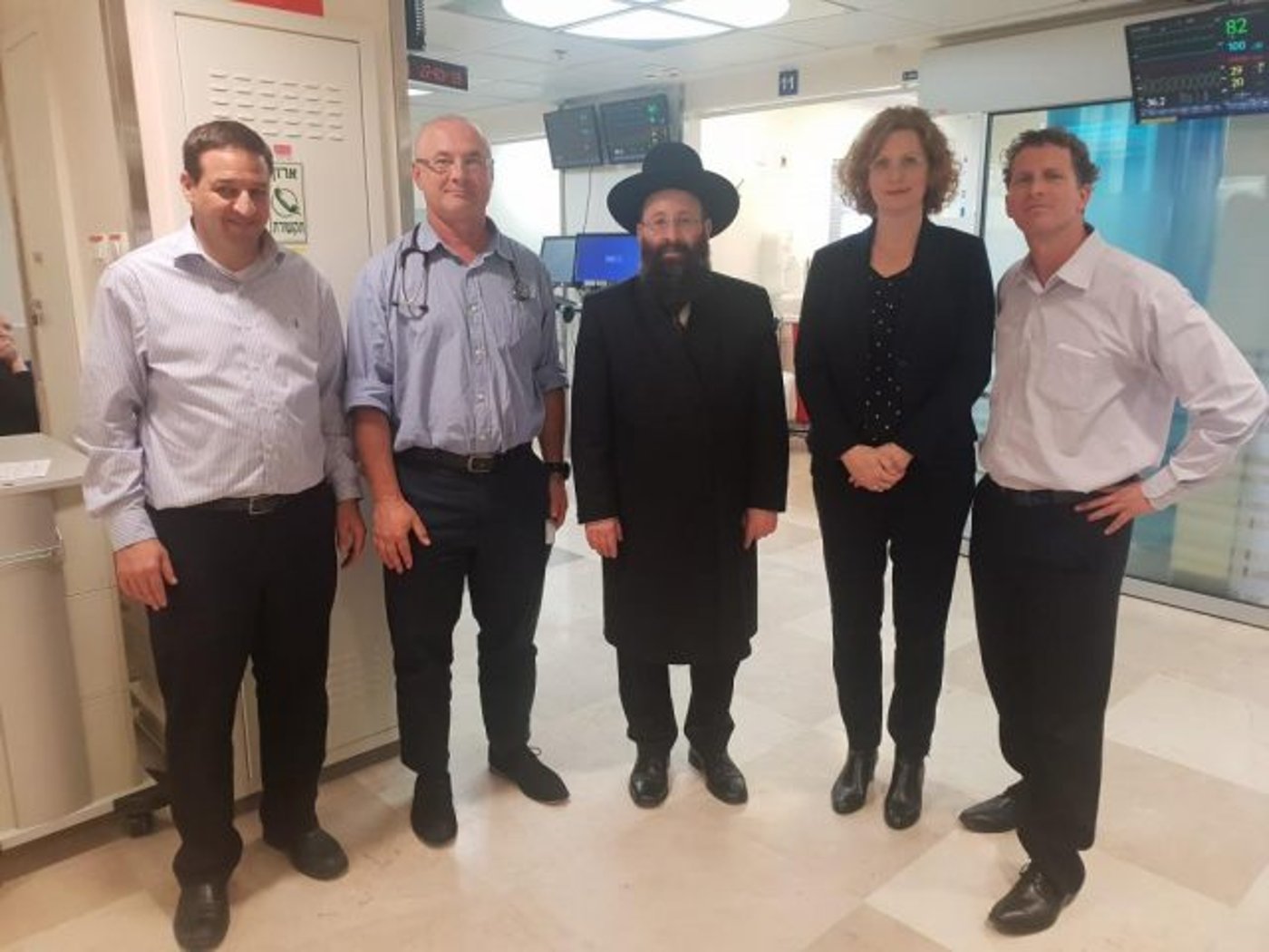 רב הכותל בביקור רשמי במרכז הרפואי 'וולפסון'