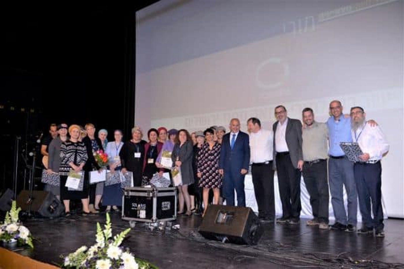 הצדעה למנהיגי החינוך ומורי המאה בחמ"ד