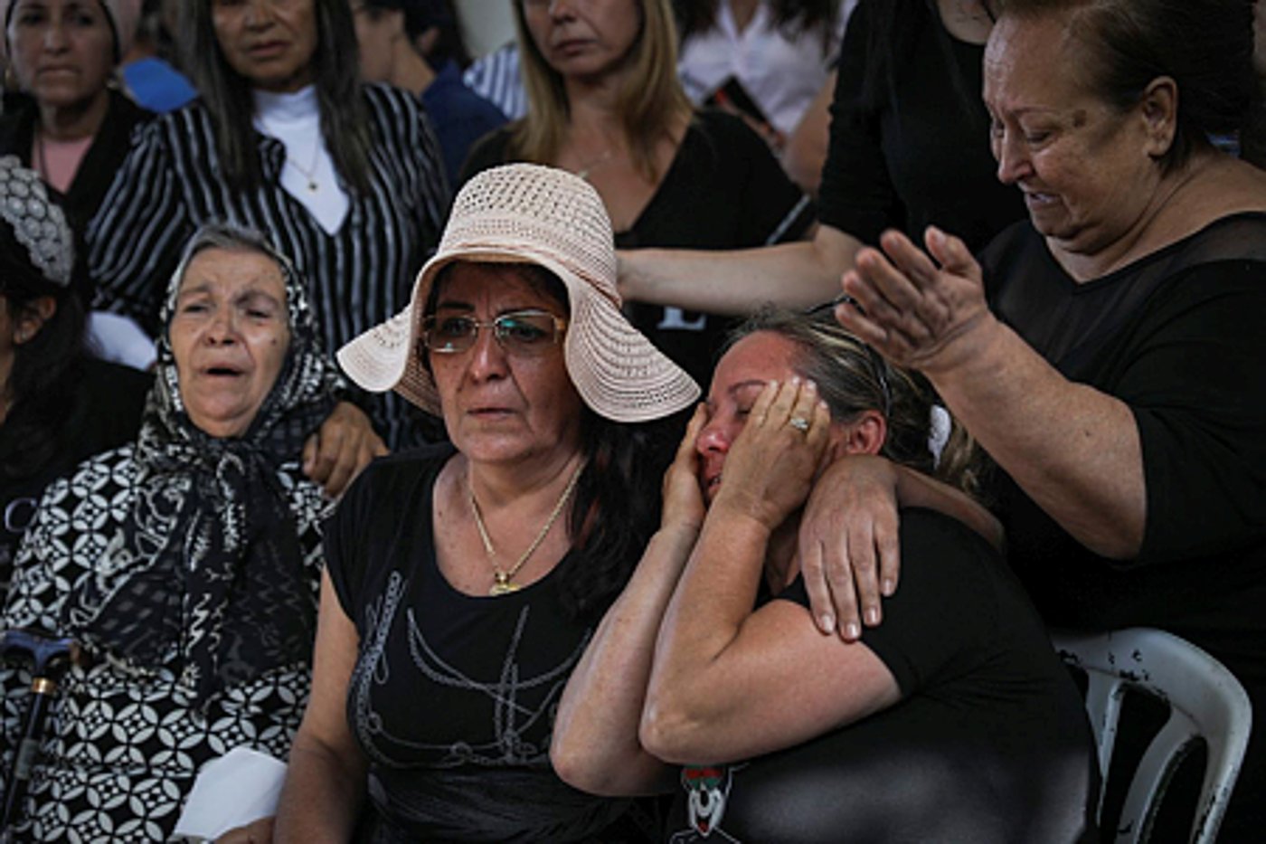 תחת אזעקות וטילים: משה אגדי הי"ד הובא למנוחות