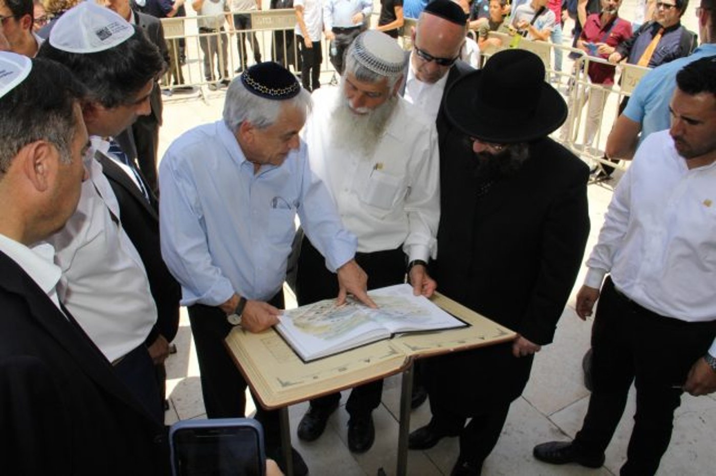 פרקי תהילים בכותל