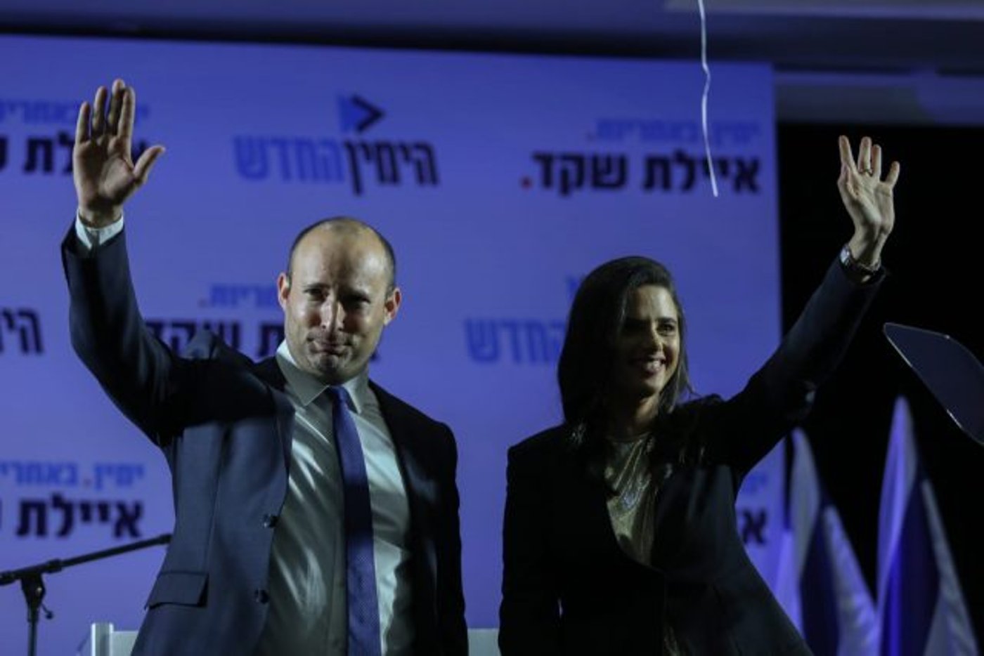 "באומץ לב פוליטי ואישי, בנט בחר לוותר על מקומו כמספר אחד"