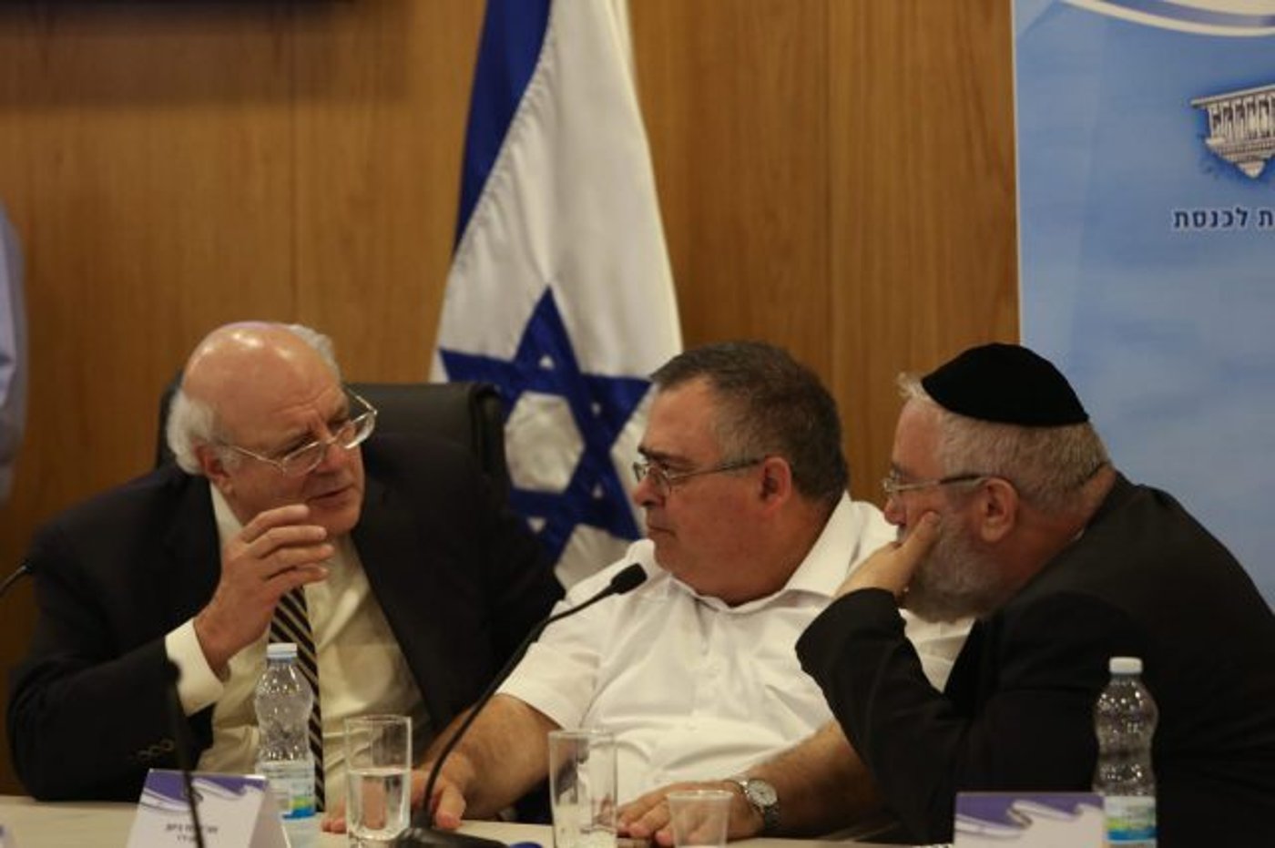 הגשת רשימות: רגעי הדרמה, הלחץ והמועמדים הסופיים. גלריה
