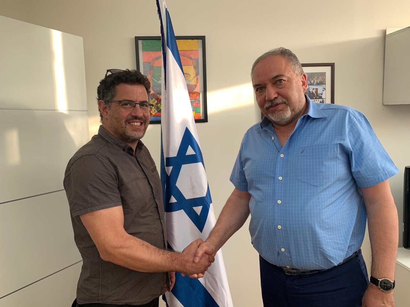 לובה עם ליברמן