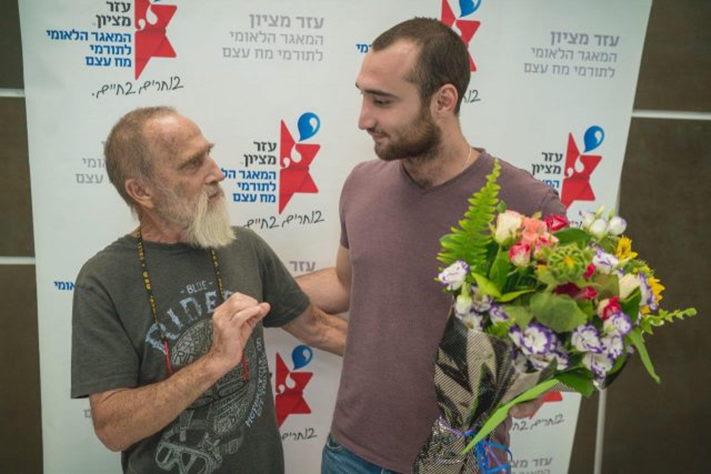 החייל הבודד שהציל חיים ומצא משפחה