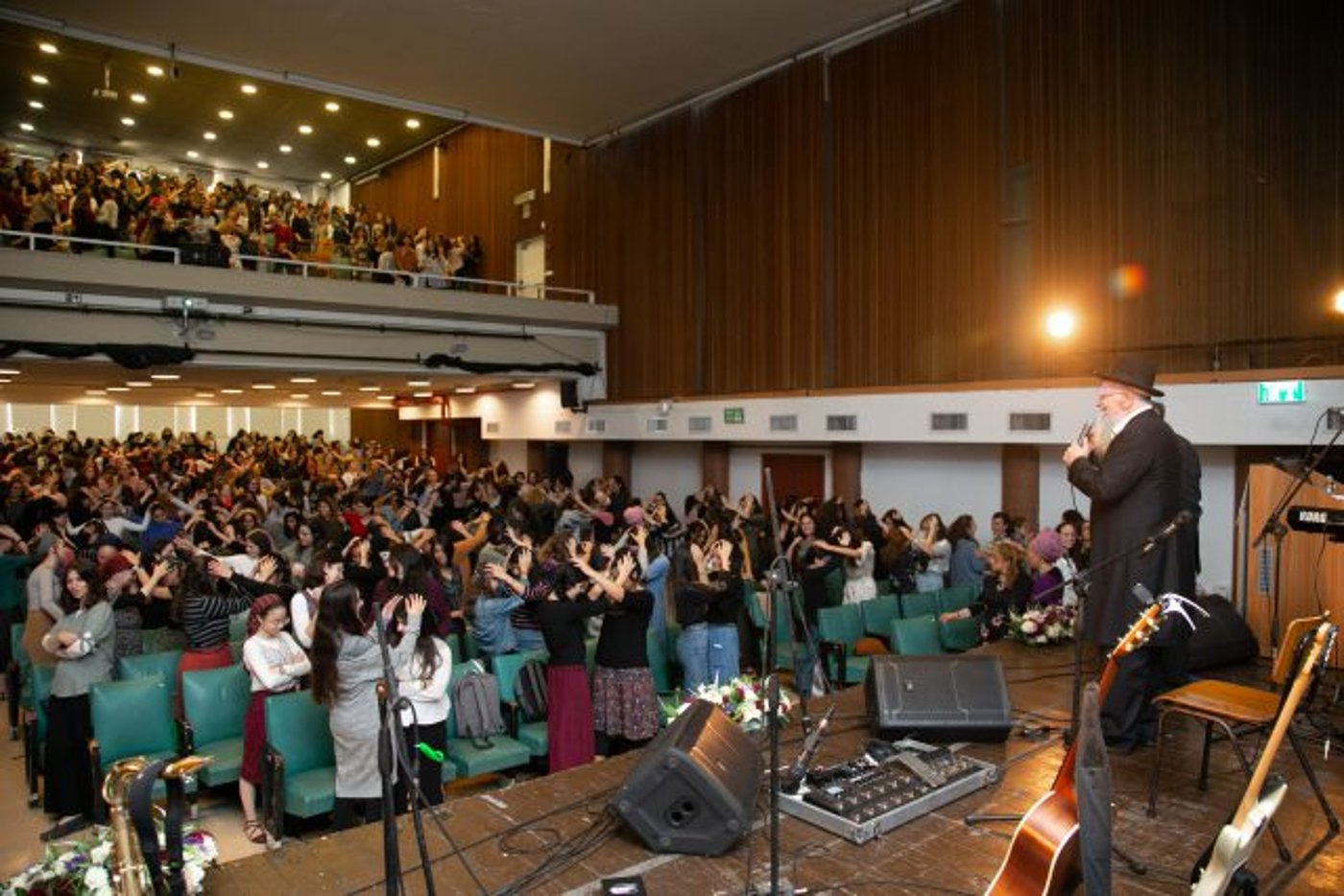 הרב לאו: "באלול הקב"ה עושה את הצעד הראשון לקראתנו"