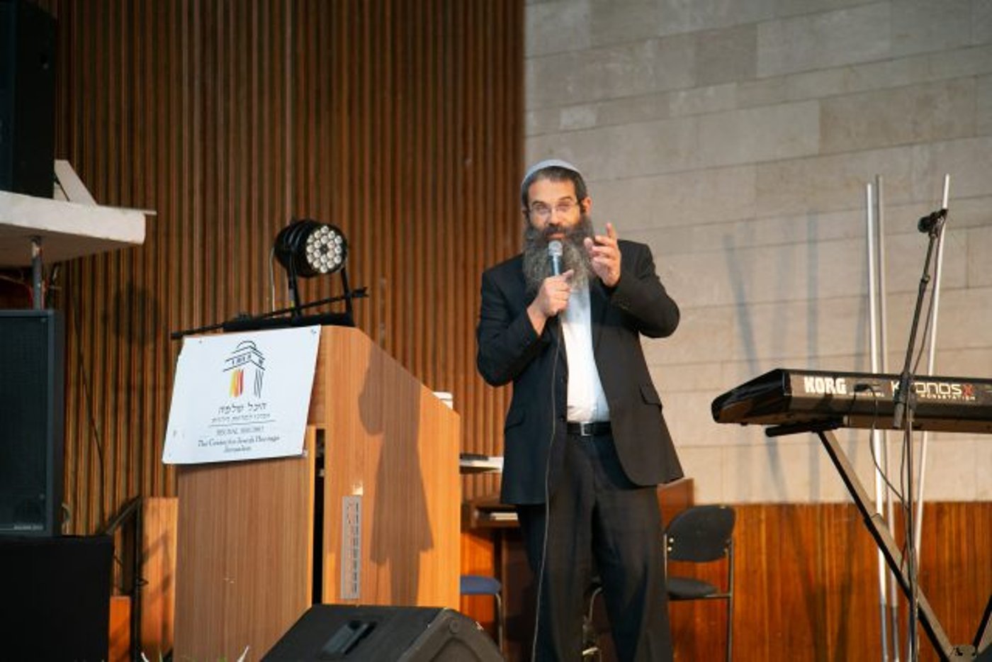 הרב יהונתן אורן.