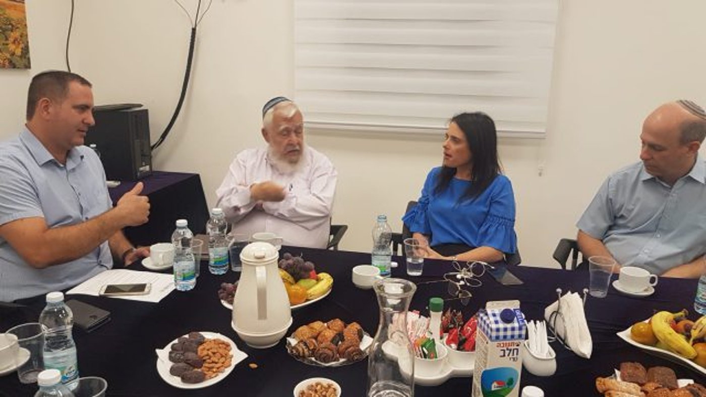איילת שקד בדרום: "זו באמת מציאות לא פשוטה"