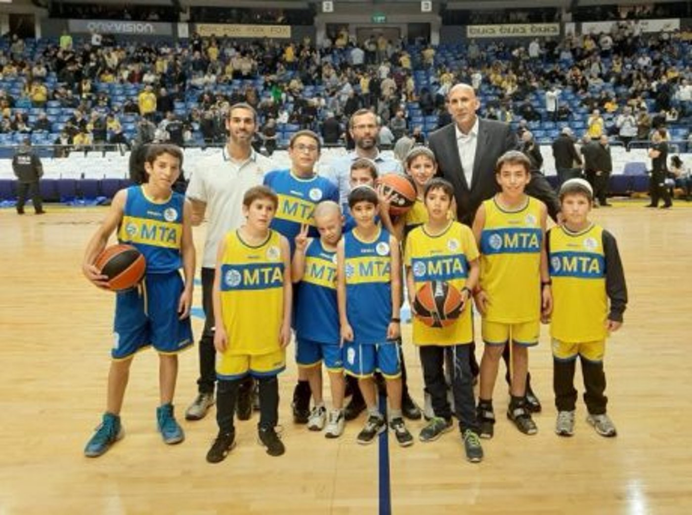 צפו: ילדי בנימין על הפרקט בניצחון הענק מול צסק"א
