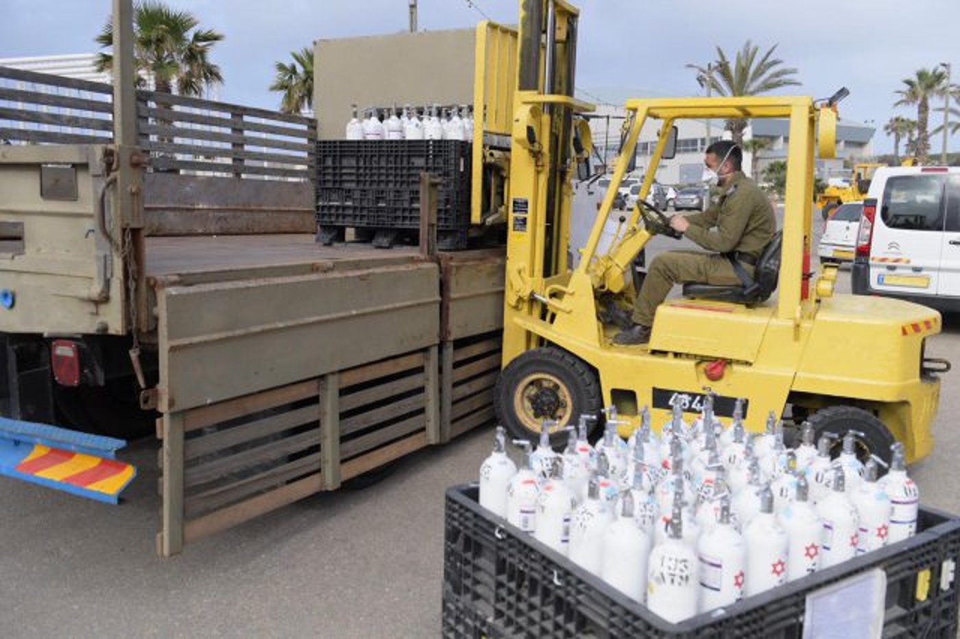 שייטת 13 פיתחו חמצן רפואי בבלון צלילה