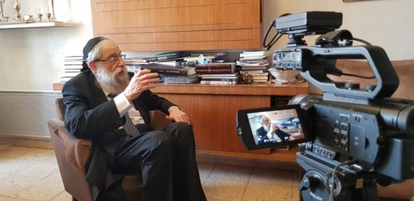 הרב שטרן בראיון לסרוגים: "המשימה שלנו בדור הזה, לדבר אמונה"